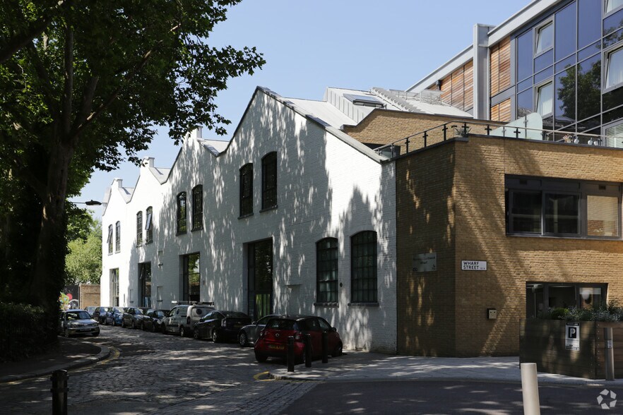 1 Wharf St, Londres à louer - Photo du bâtiment - Image 3 de 19