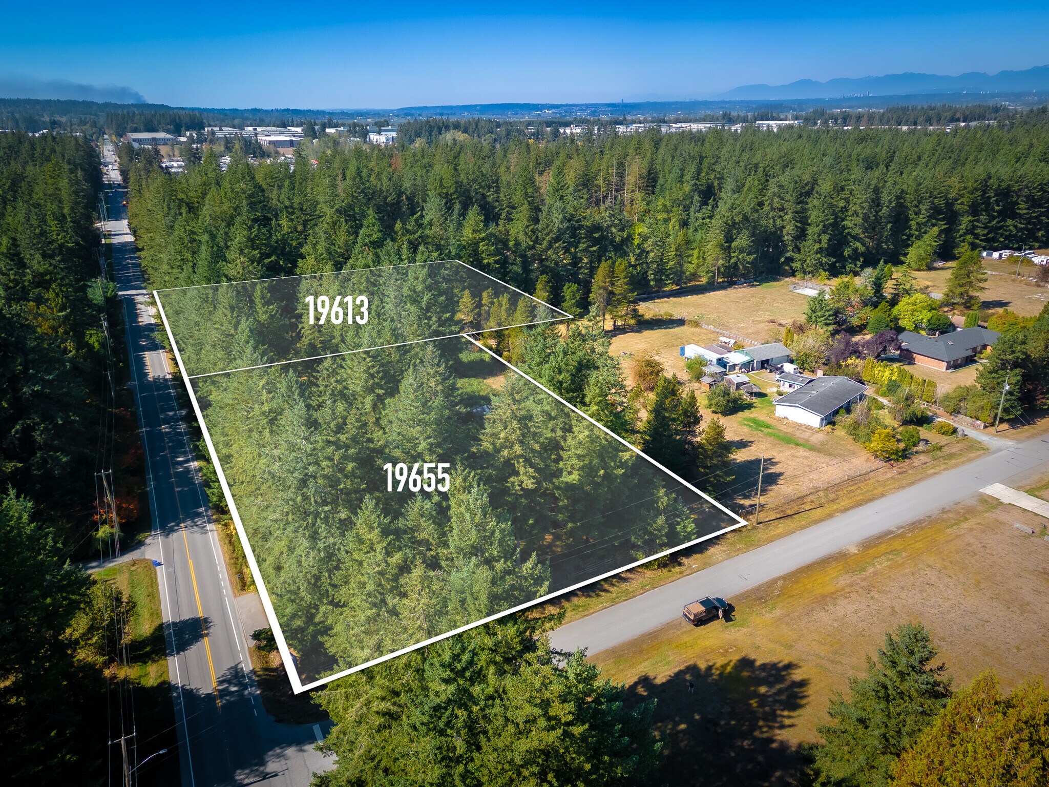 19613-19655 28 Av, Langley, BC à vendre Photo du bâtiment- Image 1 de 1