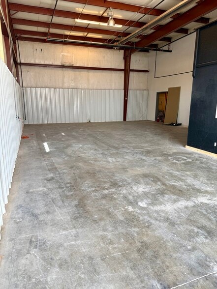 14317-14319 Longs Peak Ct, Longmont, CO for lease - Building Photo - Image 3 of 15
