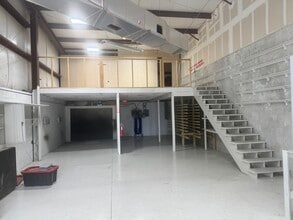 9556 Historic Kings Rd S, Jacksonville, FL à louer Photo intérieure- Image 2 de 4