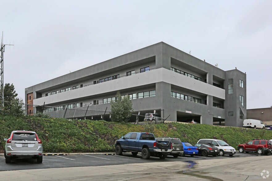 5125 Convoy St, San Diego, CA à louer - Photo du bâtiment - Image 3 de 4