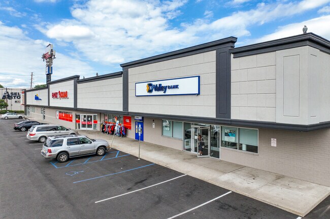 More details for 490 Chamberlain Ave, Paterson, NJ - Retail for Sale