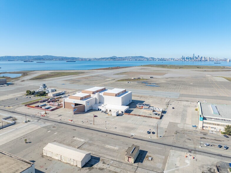 2301 Monarch St, Alameda, CA à louer - Photo du bâtiment - Image 2 de 13