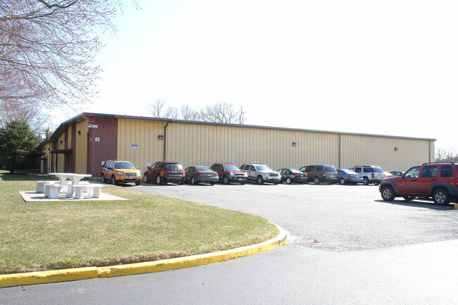 Plus de détails pour 1105 Green Grove Rd, Neptune, NJ - Industriel à louer