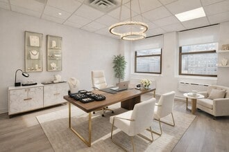 580 Fifth Ave, New York, NY for lease Interior Photo- Image 1 of 8