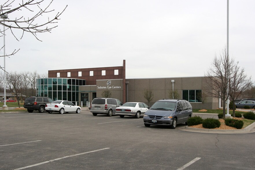 4741 S Arrowhead Dr, Independence, MO for lease - Primary Photo - Image 1 of 1