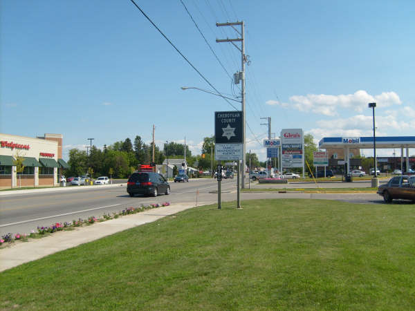 1006 S Main St, Cheboygan, MI à vendre - Autre - Image 3 de 5