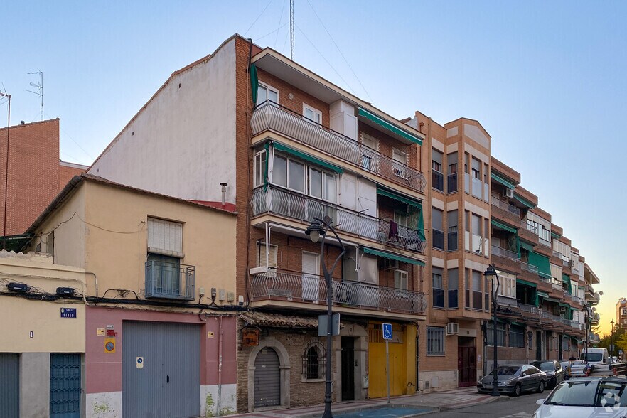 Calle Pinto, 3, Getafe, Madrid à louer - Photo du bâtiment - Image 2 de 2