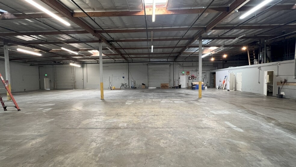 2446 Pratt Ave, Hayward, CA for sale - Building Photo - Image 2 of 19