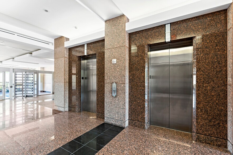 25500 N Norterra Pky, Phoenix, AZ à louer - Photo intérieure - Image 2 de 9