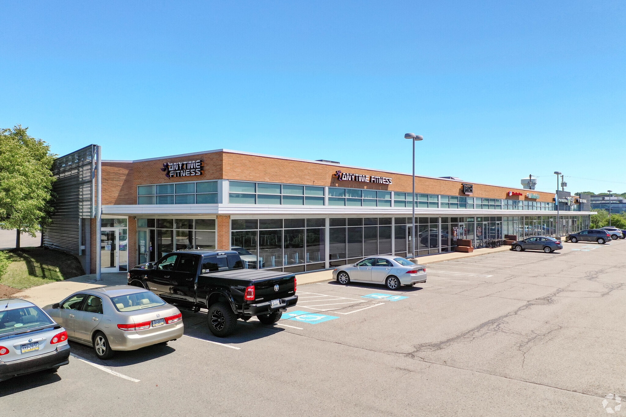 5470 Campbells Run Rd, Pittsburgh, PA for lease Primary Photo- Image 1 of 6