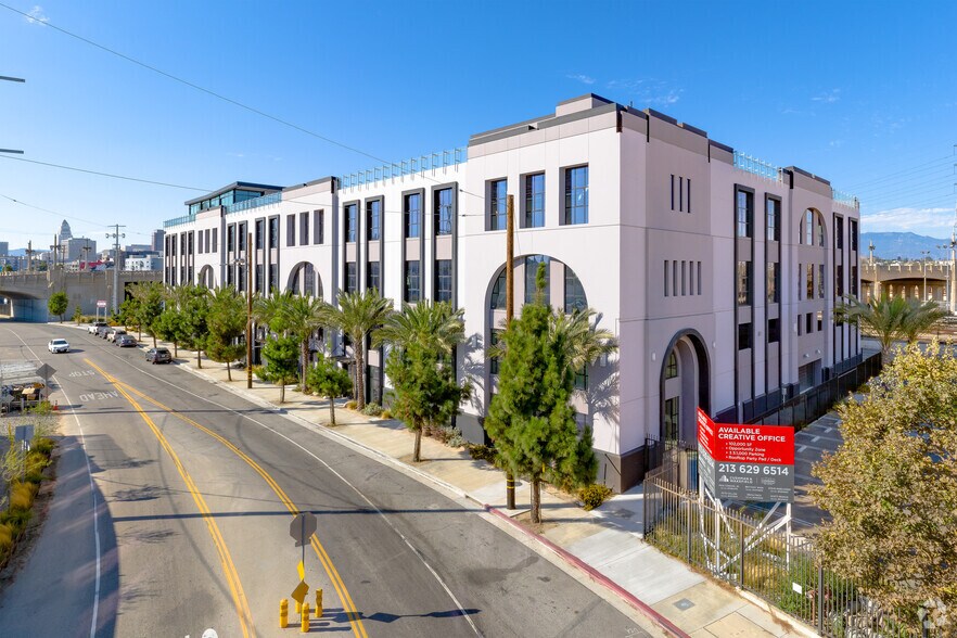 500 S Santa Fe Ave, Los Angeles, CA à louer - Photo du bâtiment - Image 2 de 13