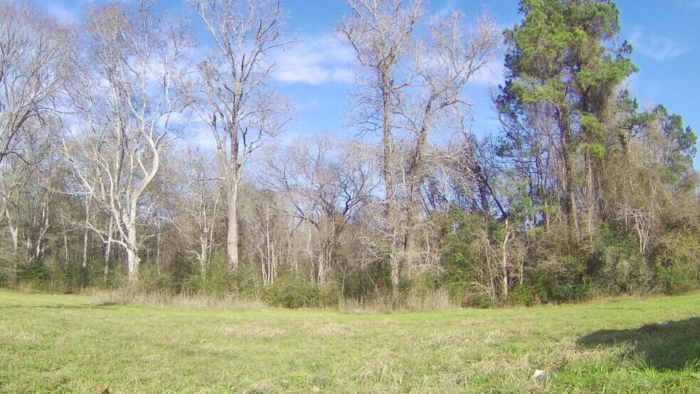 328 W FM 1988, Goodrich, TX à vendre - Photo du bâtiment - Image 1 de 2