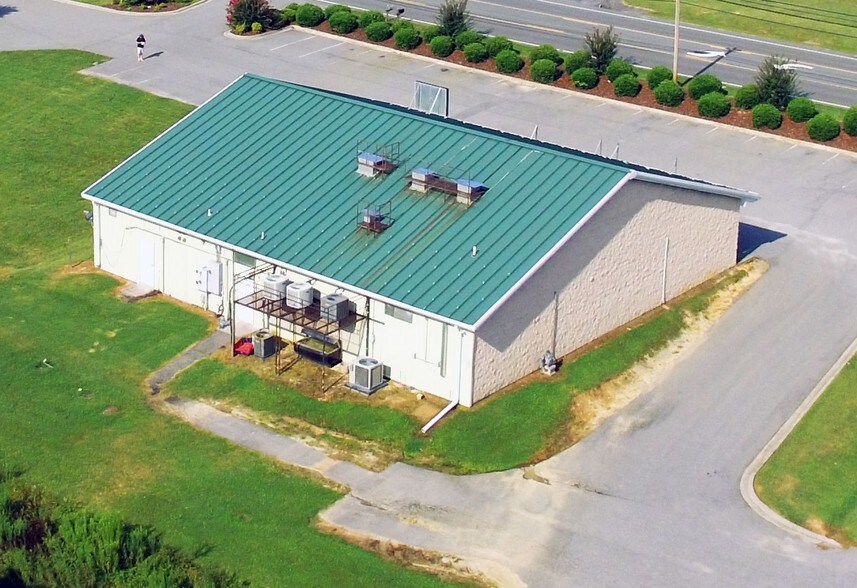 5746 Old US 52 Hwy, Lexington, NC à louer - Photo du bâtiment - Image 3 de 13