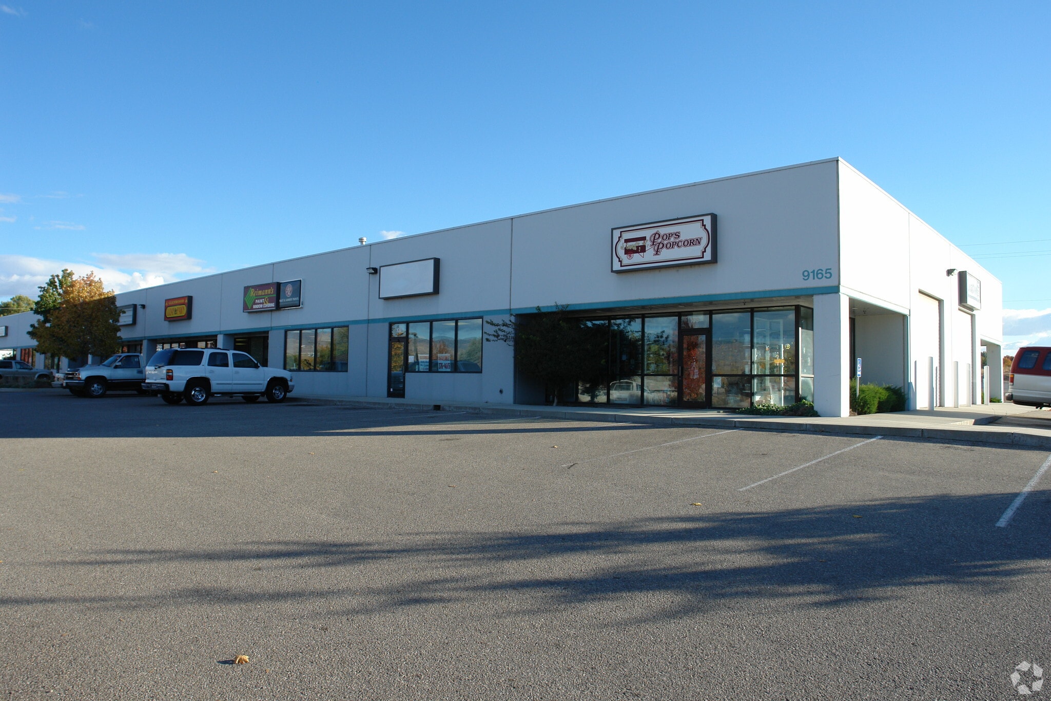 9165 Chinden Blvd, Garden City, ID for lease Primary Photo- Image 1 of 9