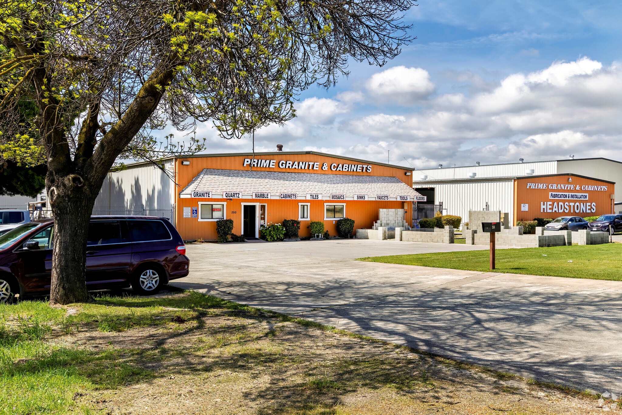 250 Commerce Ave, Atwater, CA for lease Primary Photo- Image 1 of 25