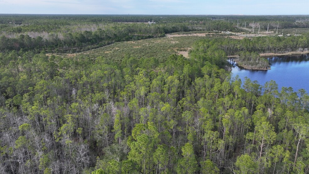 Hawthorn ave, Palm Coast, FL à vendre - Photo du bâtiment - Image 3 de 17