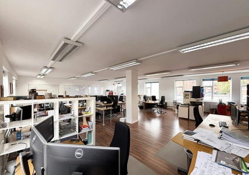 18 Market St, Shrewsbury for lease - Interior Photo - Image 2 of 2