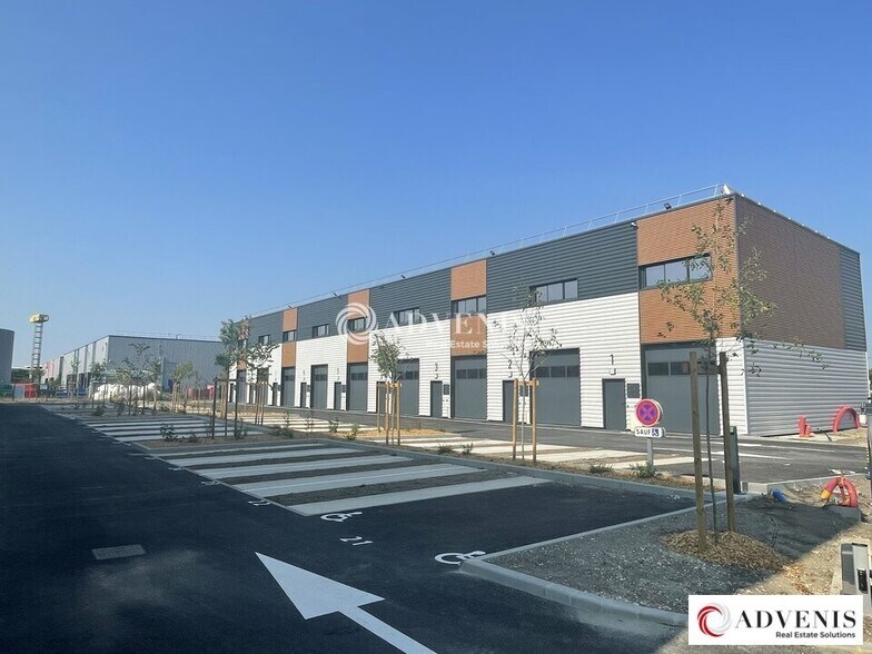 Flex dans Gradignan à louer - Photo du bâtiment - Image 1 de 11