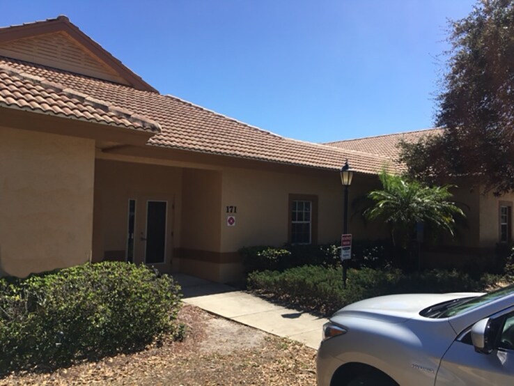 166-171 Center Rd, Venice, FL à vendre - Photo du bâtiment - Image 2 de 20