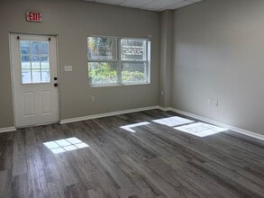 6616-6636 Rowan Rd, New Port Richey, FL for lease Lobby- Image 1 of 9