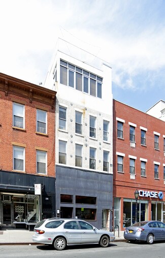 Plus de détails pour 196 Smith St, Brooklyn, NY - Commerce de détail à louer