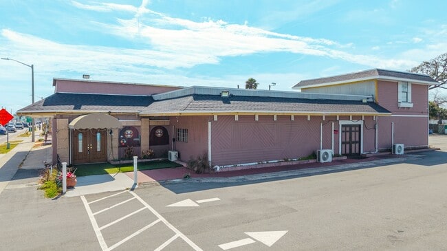 More details for 144 Ridgewood Ave, Daytona Beach, FL - Retail for Sale