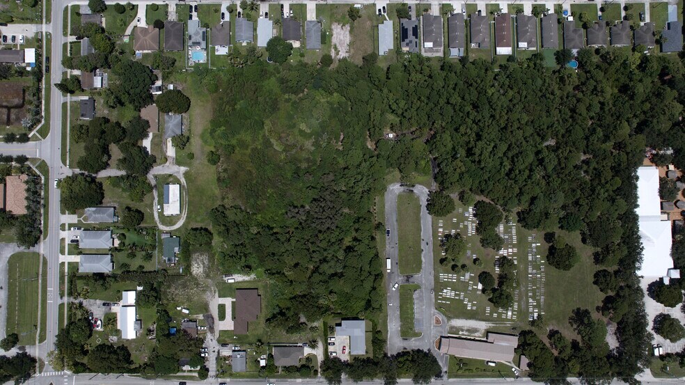18094 Limestone Creek Rd, Jupiter, FL à vendre - Photo du bâtiment - Image 2 de 29