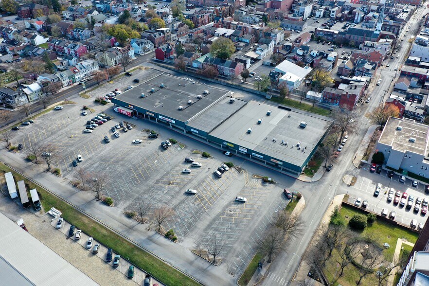 131-139 N Duke St, York, PA à louer - Aérien - Image 2 de 3