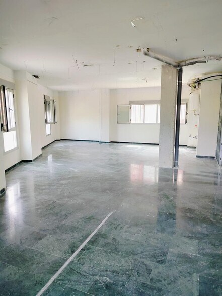 Office in Córdoba, Córdoba for lease - Interior Photo - Image 1 of 6