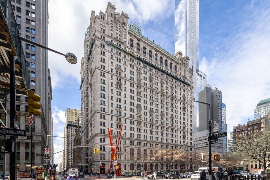 115 Broadway, New York, NY à louer - Photo du bâtiment - Image 2 de 8