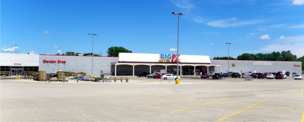3200 Agency St, Burlington, IA for lease - Building Photo - Image 3 of 11