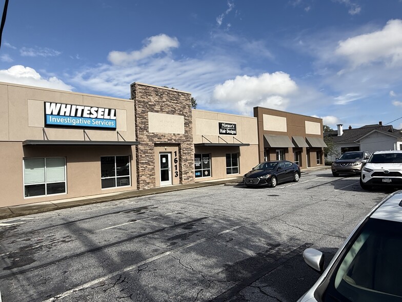 1613 E North St, Greenville, SC for lease - Building Photo - Image 1 of 2