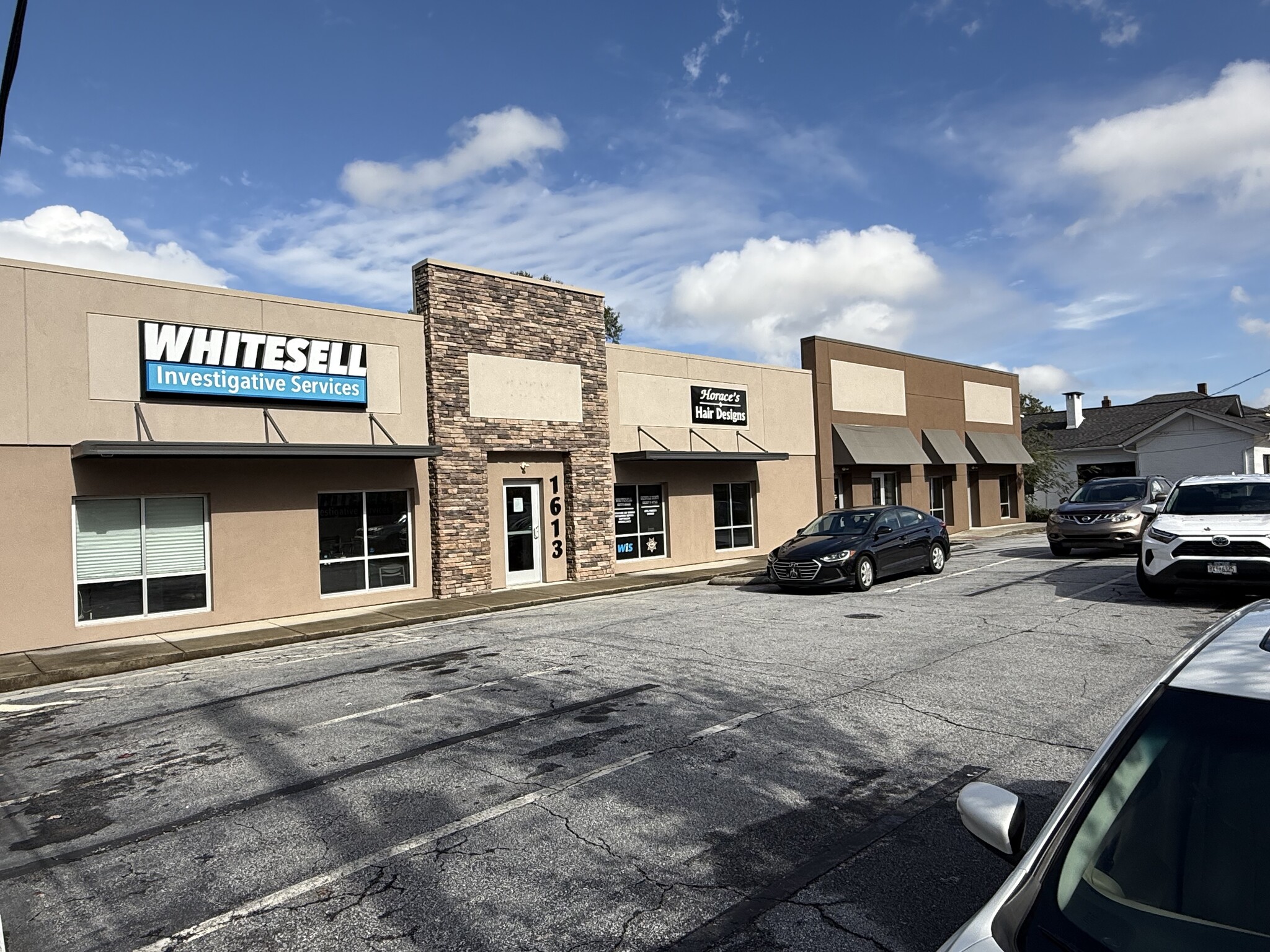 1613 E North St, Greenville, SC for lease Building Photo- Image 1 of 3