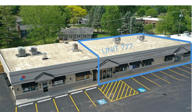 More details for 777 E Algonquin Rd, Algonquin, IL - Retail for Lease