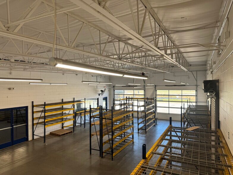 11430 Tara Blvd, Hampton, GA for lease - Building Photo - Image 2 of 9