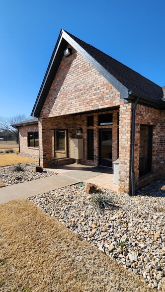 2110 Fort Worth Hwy, Weatherford, TX à vendre - Photo principale - Image 1 de 1