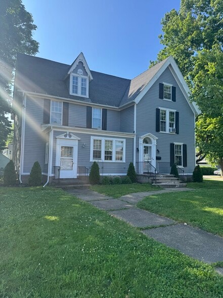 108 Buffalo St, Hamburg, NY for sale - Building Photo - Image 1 of 3