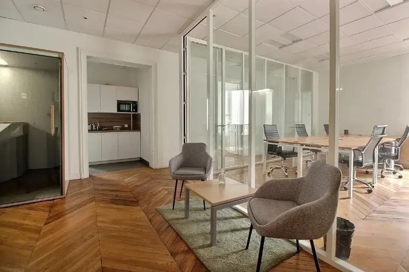15 Rue Du Louvre, Paris for lease Interior Photo- Image 1 of 11