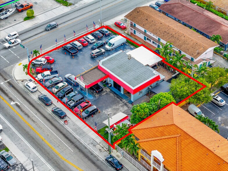 900 Palm Ave, Hialeah, FL à vendre - Photo du bâtiment - Image 3 de 6
