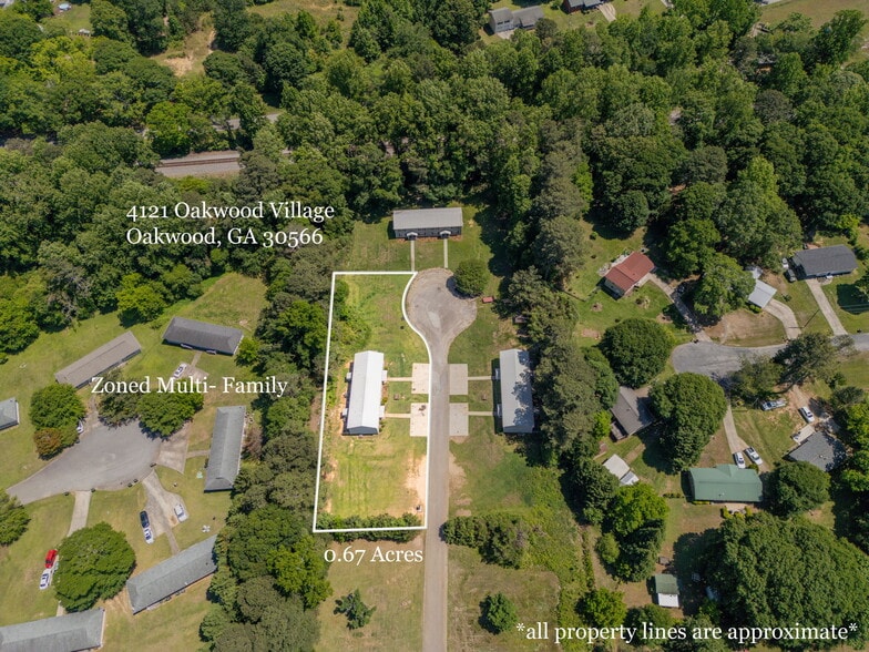 4121 & 4122 Oakwood Village, Oakwood, portefeuille de 2 propriétés à vendre sur LoopNet.ca - Photo du bâtiment - Image 3 de 23