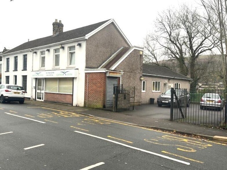 284 Brithweunydd Rd, Tonypandy à louer - Photo principale - Image 1 de 21