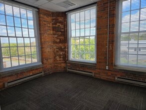 200 N Greensboro St, Carrboro, NC for lease Interior Photo- Image 1 of 5