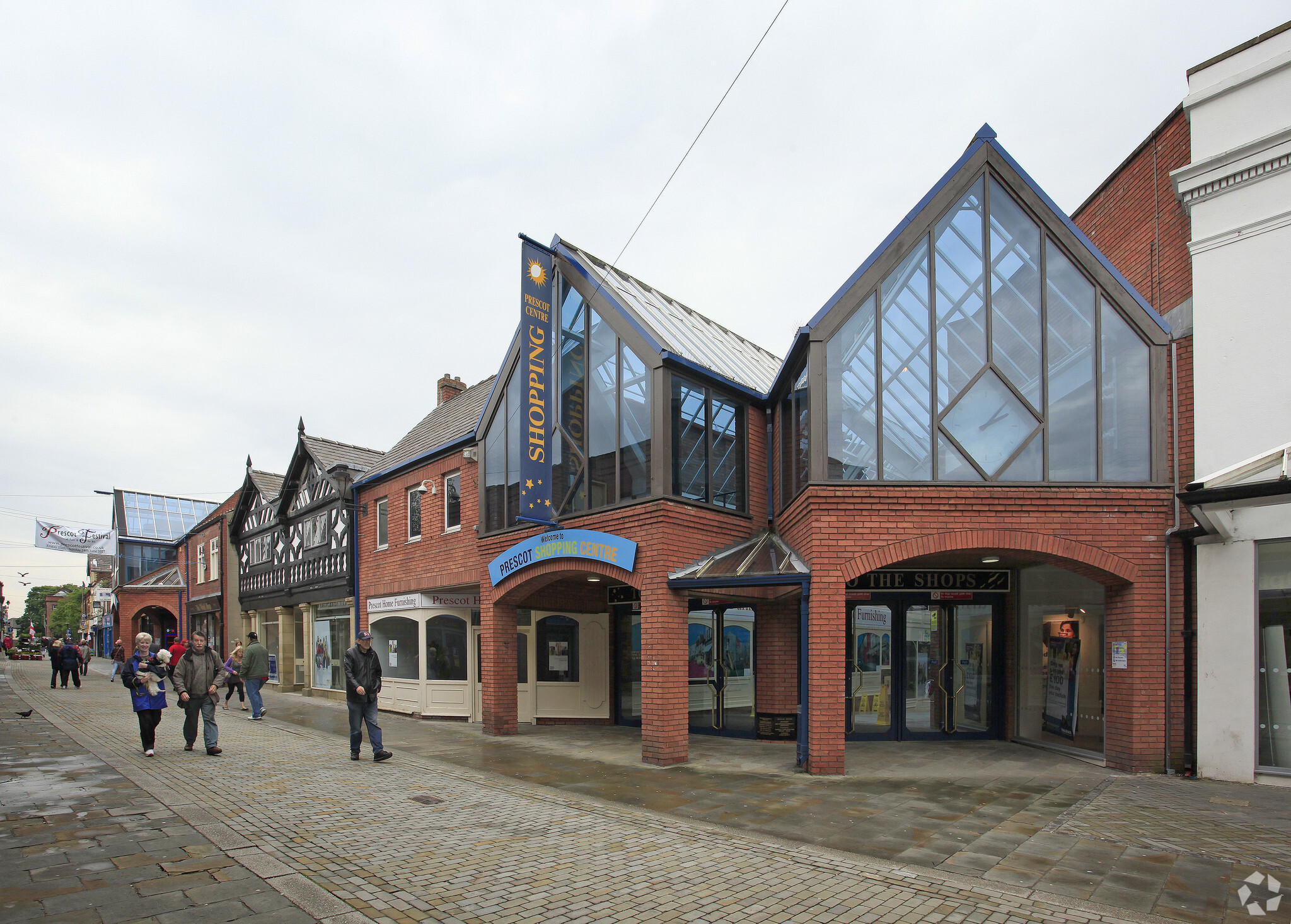 Eccleston St, Prescot à louer Photo principale- Image 1 de 15