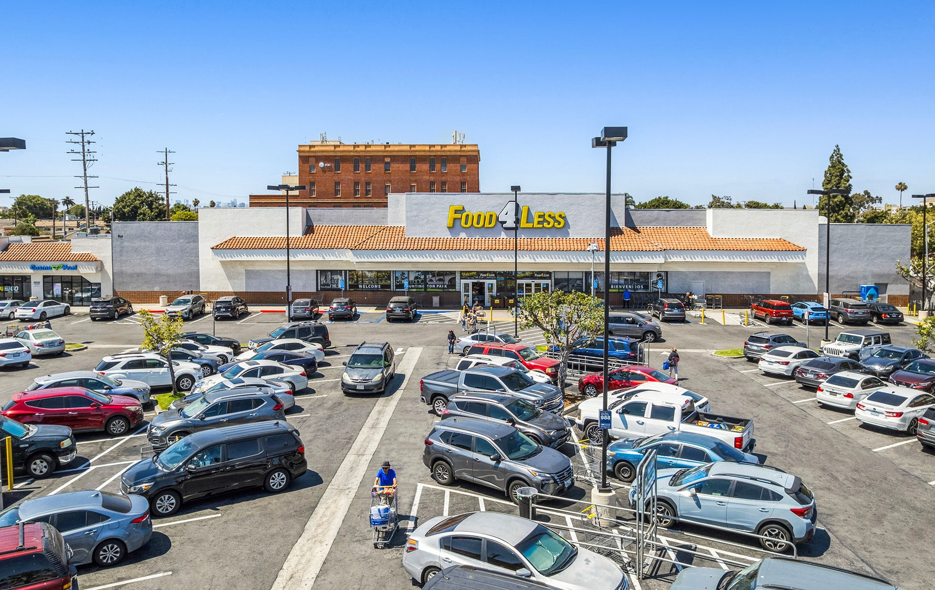 6900-7100 S Santa Fe Ave, Huntington Park, CA for lease Building Photo- Image 1 of 12
