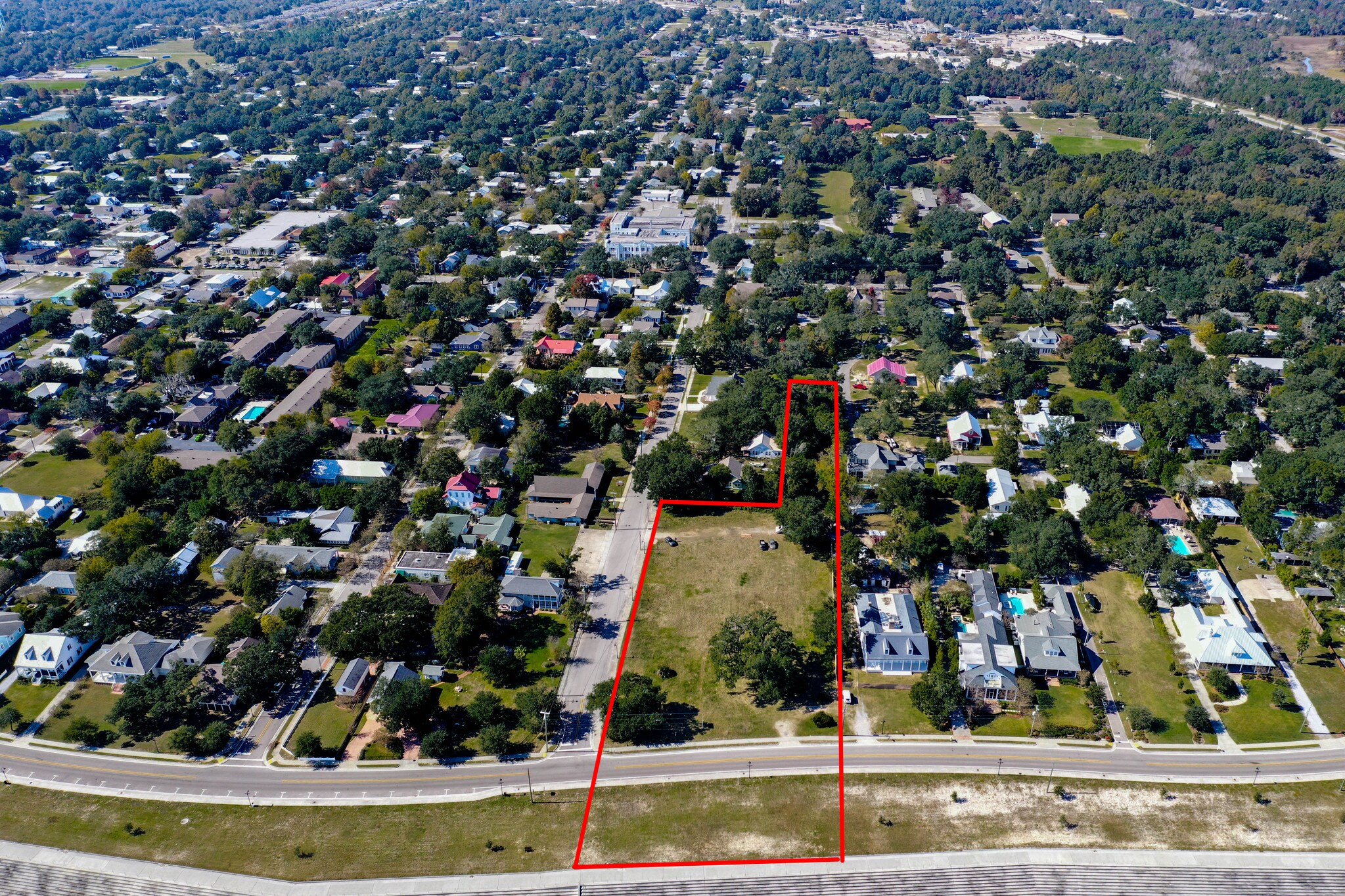 400 N Beach Blvd, Bay Saint Louis, MS à vendre Photo du bâtiment- Image 1 de 7