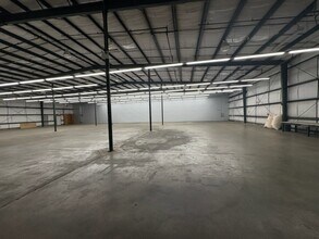 1635-4 E Dixon Blvd, Shelby, NC for lease Interior Photo- Image 2 of 27