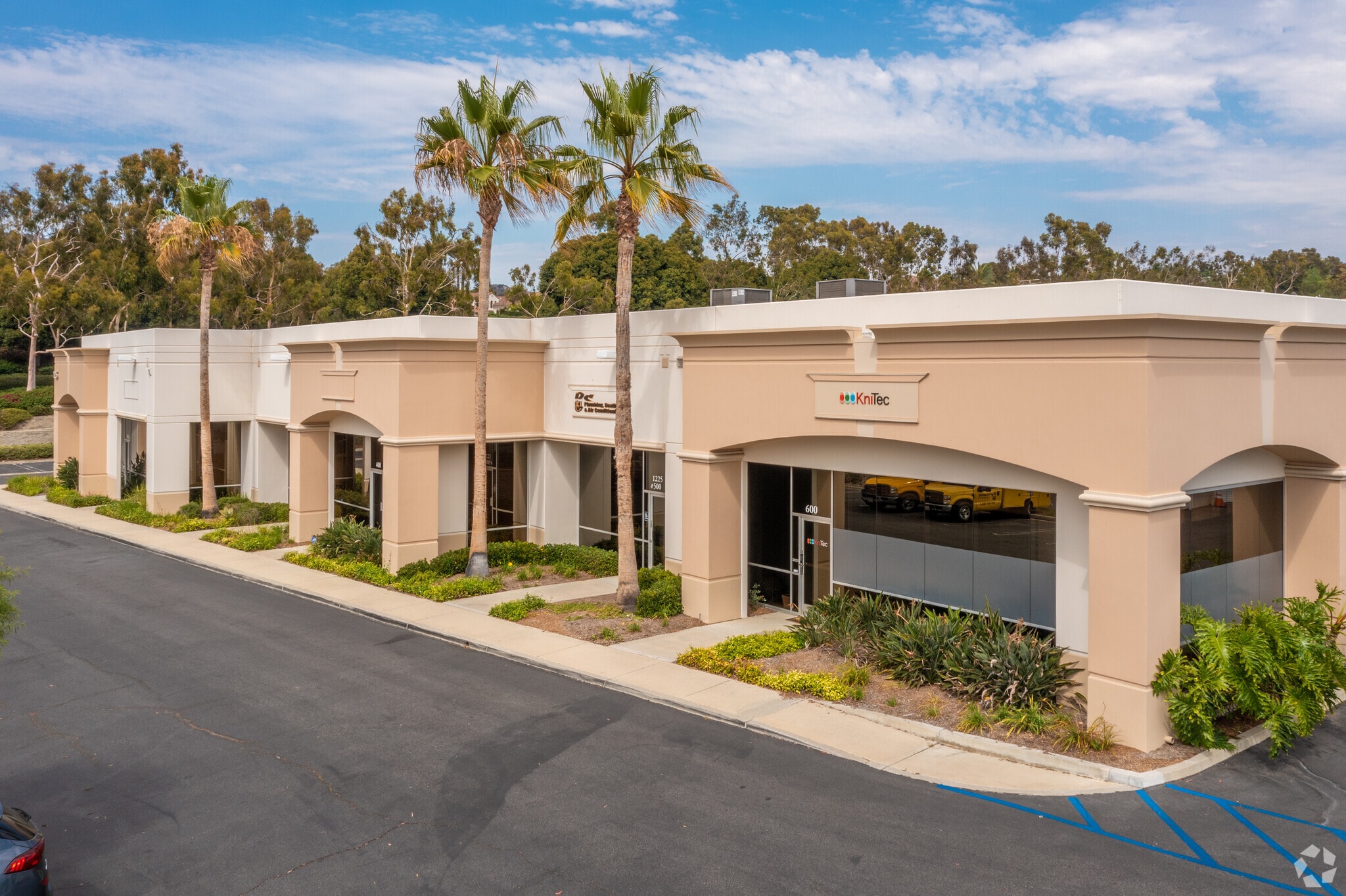 1225 Puerta del Sol, San Clemente, CA for lease Primary Photo- Image 1 of 4