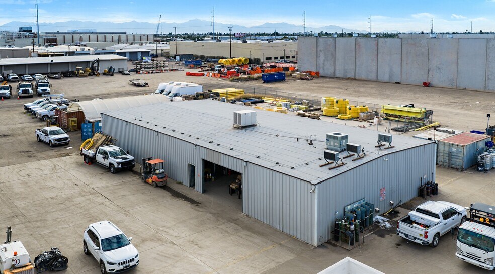 2502 N Black Canyon Hwy, Phoenix, AZ à louer - Photo du bâtiment - Image 3 de 7