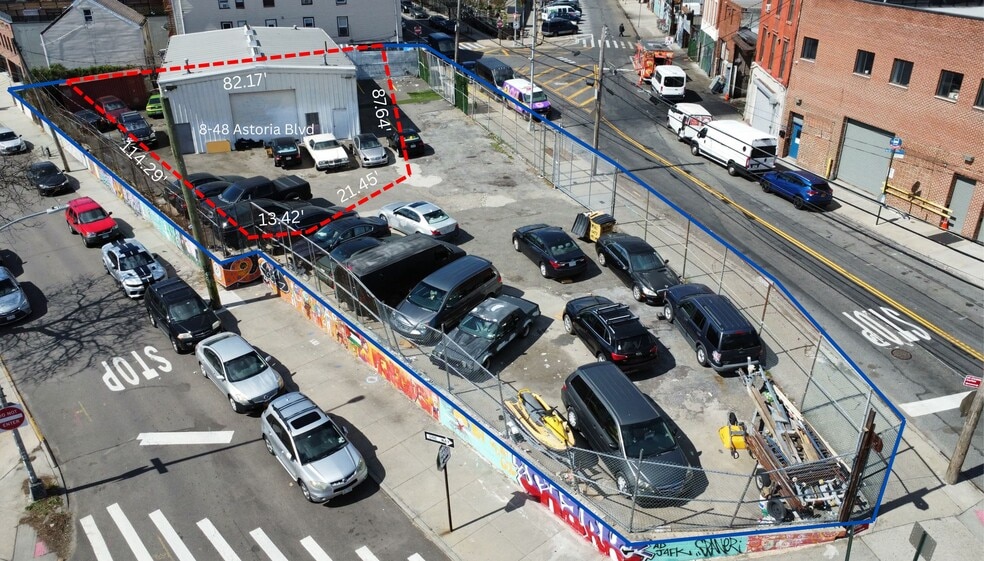 8-48 Astoria Boulevard, Astoria, NY à vendre - Photo du bâtiment - Image 2 de 5